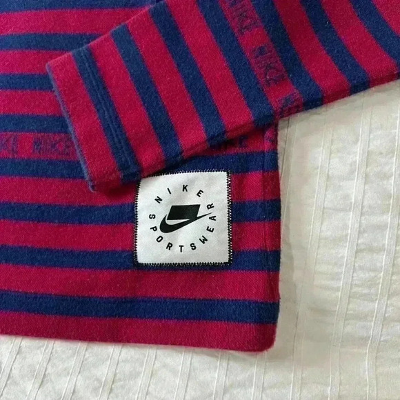 Womens nike sportsware block logo rare sweater size small - Picture 6 of 9